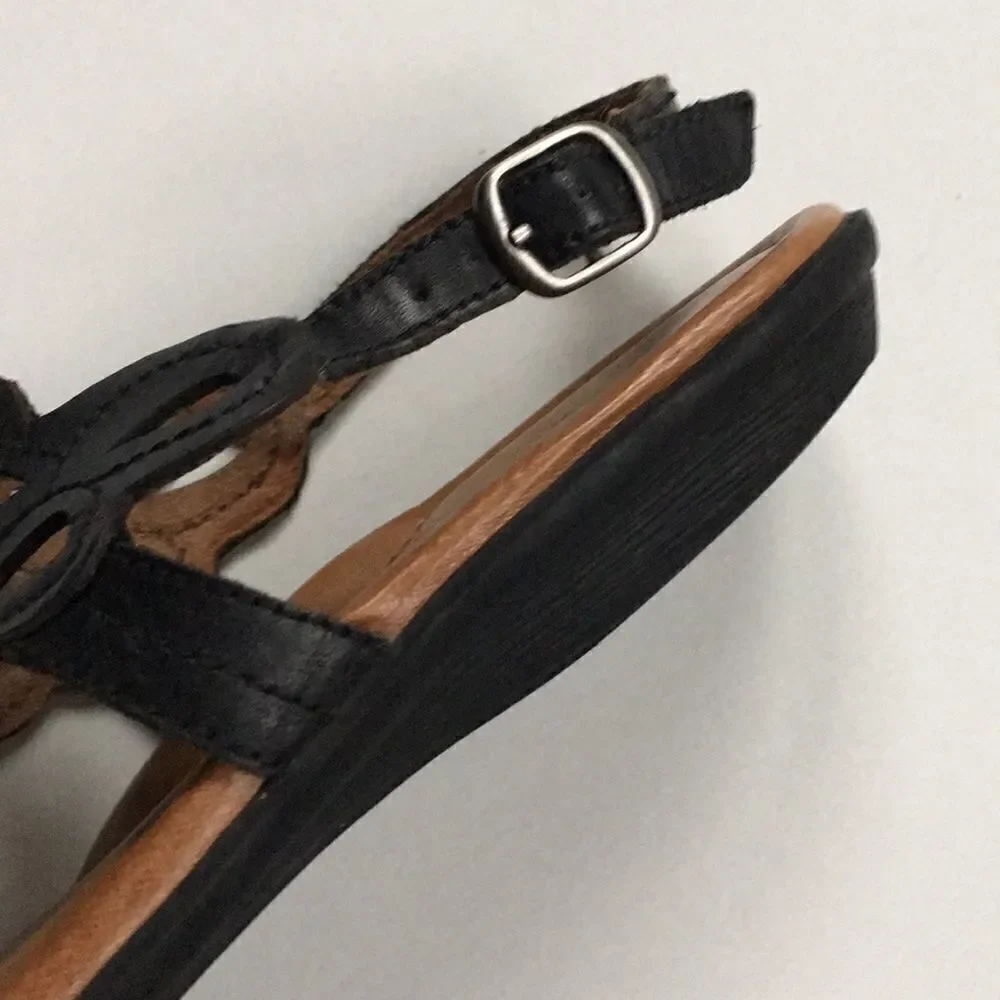 Cob Hill / New Balance leather sandals